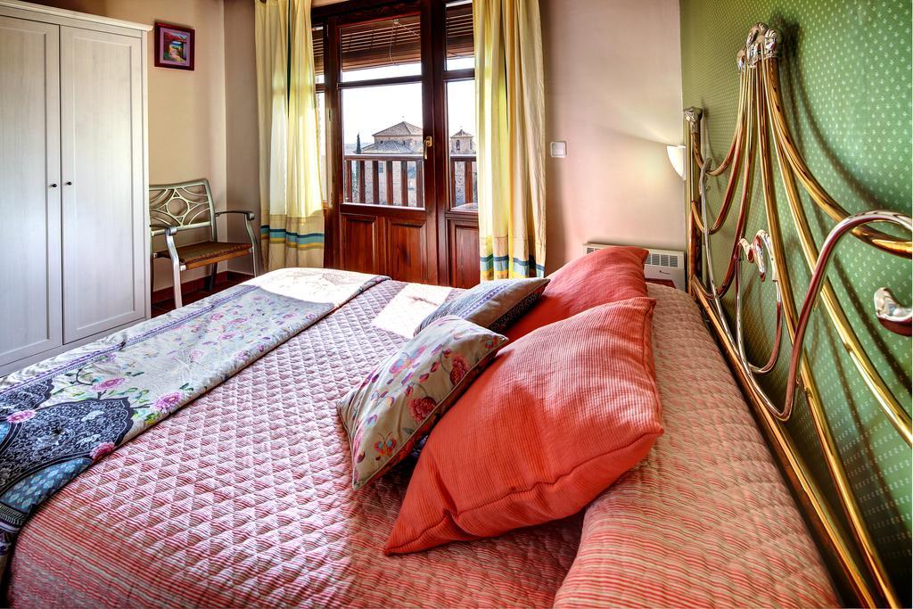 Apartamentos Bellavista Alquézar الغرفة الصورة